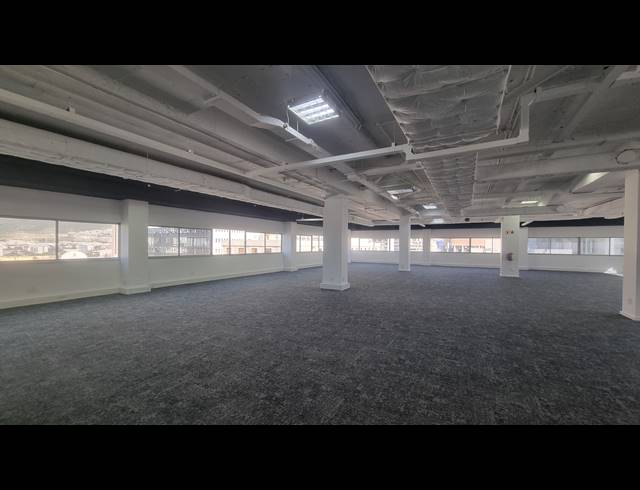 974M² OFFICE TO LET IN CAPE TOWN CITY CENTRE